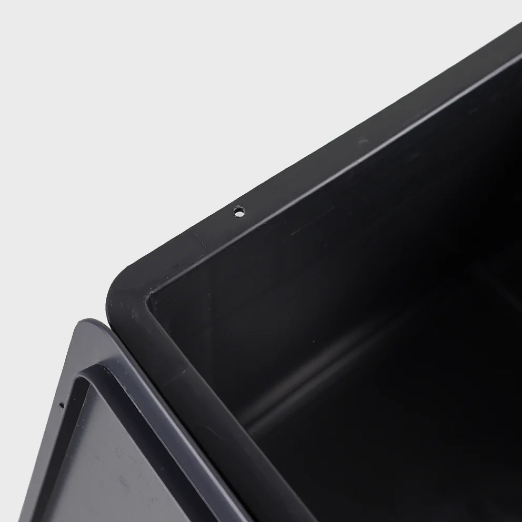 BOXIO SOLO | Eurobox with drill holes for BOXIO TOILET & WASH (without lid)