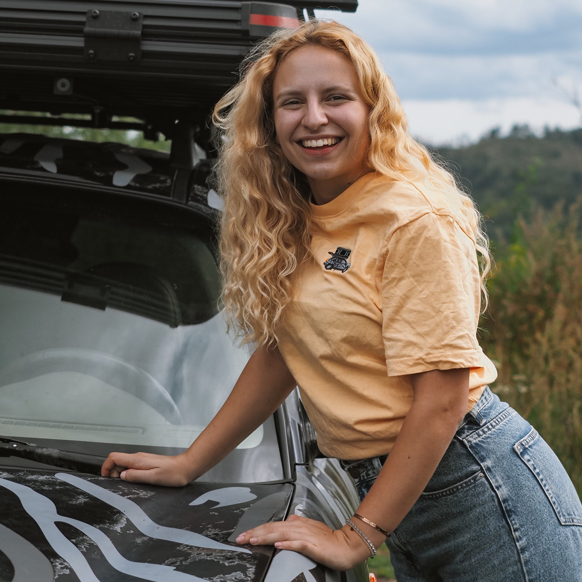 BOXIO x kommando.frei I Camiseta con bordado